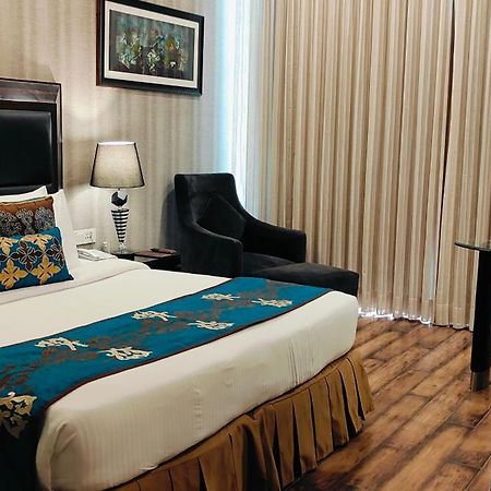 Marina- Shimla First Designer Boutique Hotel Екстериор снимка