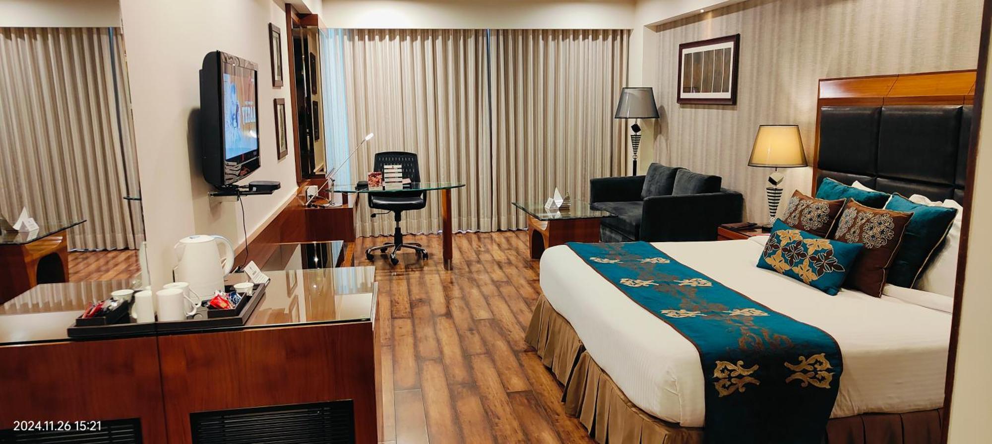 Marina- Shimla First Designer Boutique Hotel Екстериор снимка